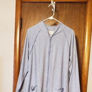 VINTAGE WOMEN'S CAROLE HOCHMAN ROBE - SIZE MEDIUM